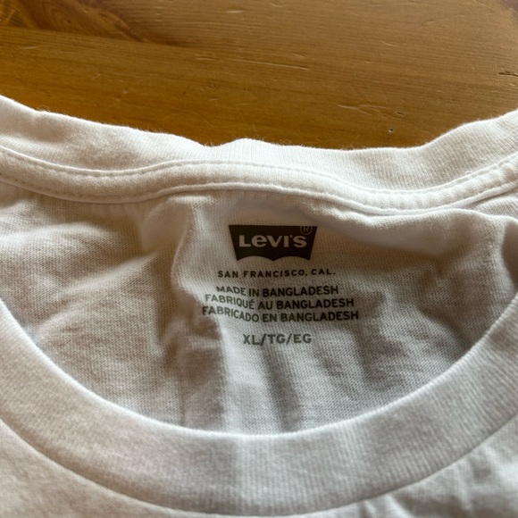 Levis Perfect Tee - Picture 2 of 2